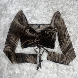 Long sleeve crop top